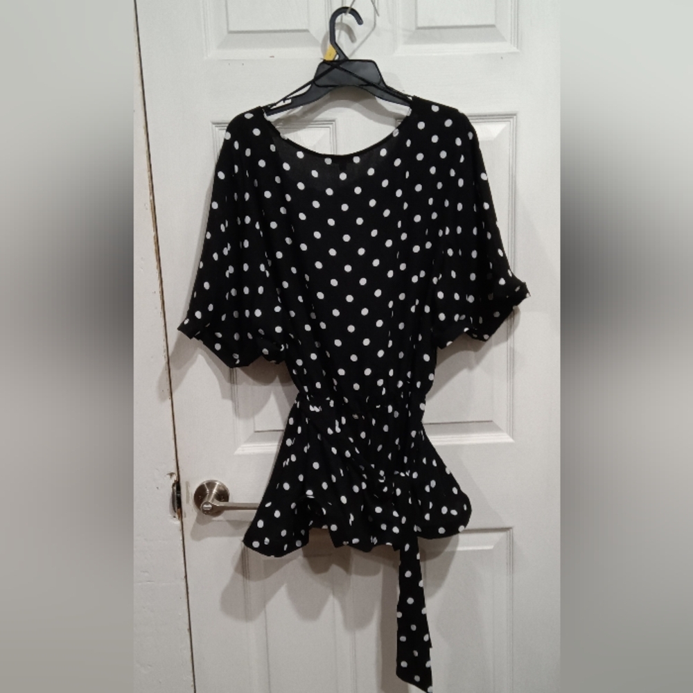 UPS And Down Butterfly Sleeve Blouse